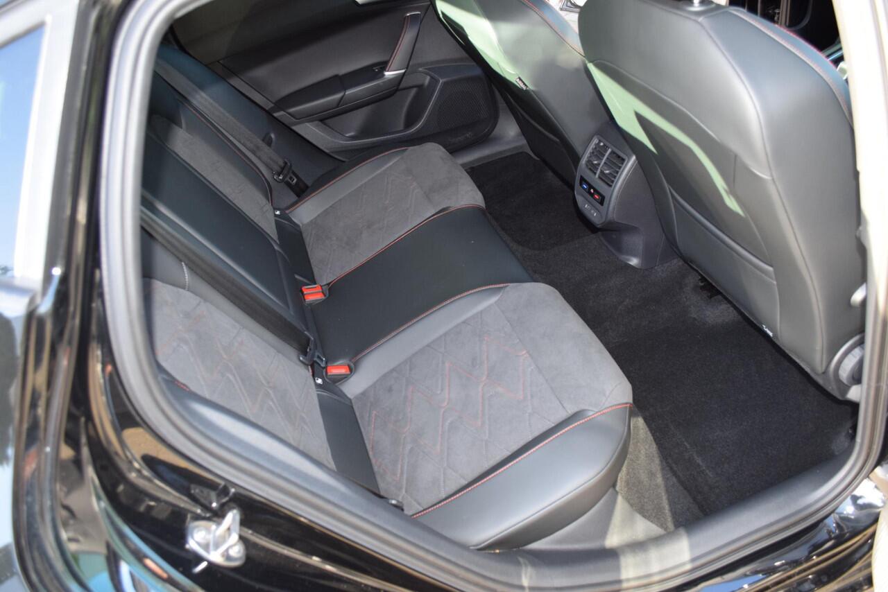 Seat LEON 1.5 eTSI Style Launch Edition