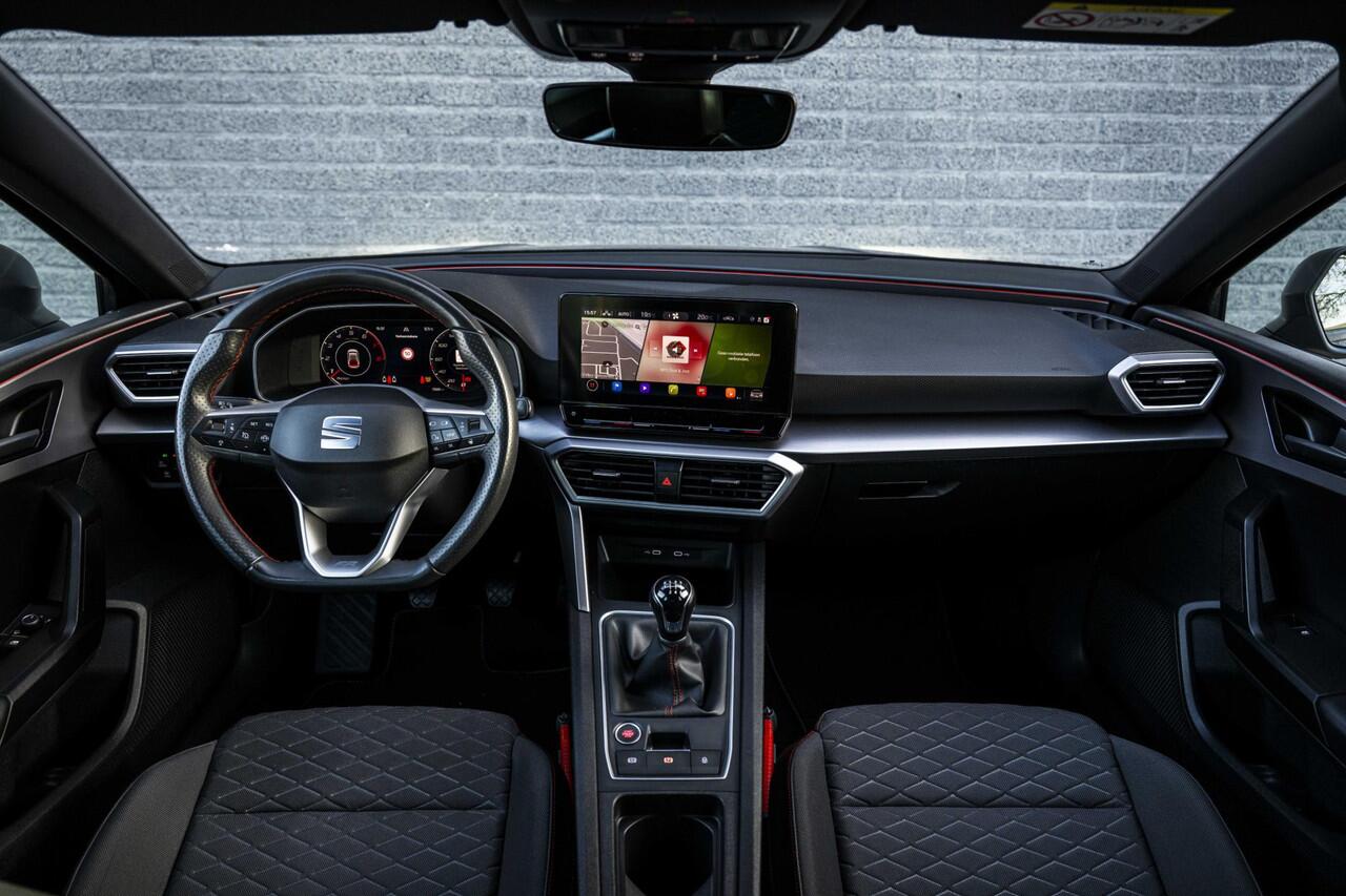 Seat LEON 1.5 TSi 150 pk FR Launch Edition | Virtual Cockpit | Signature LED