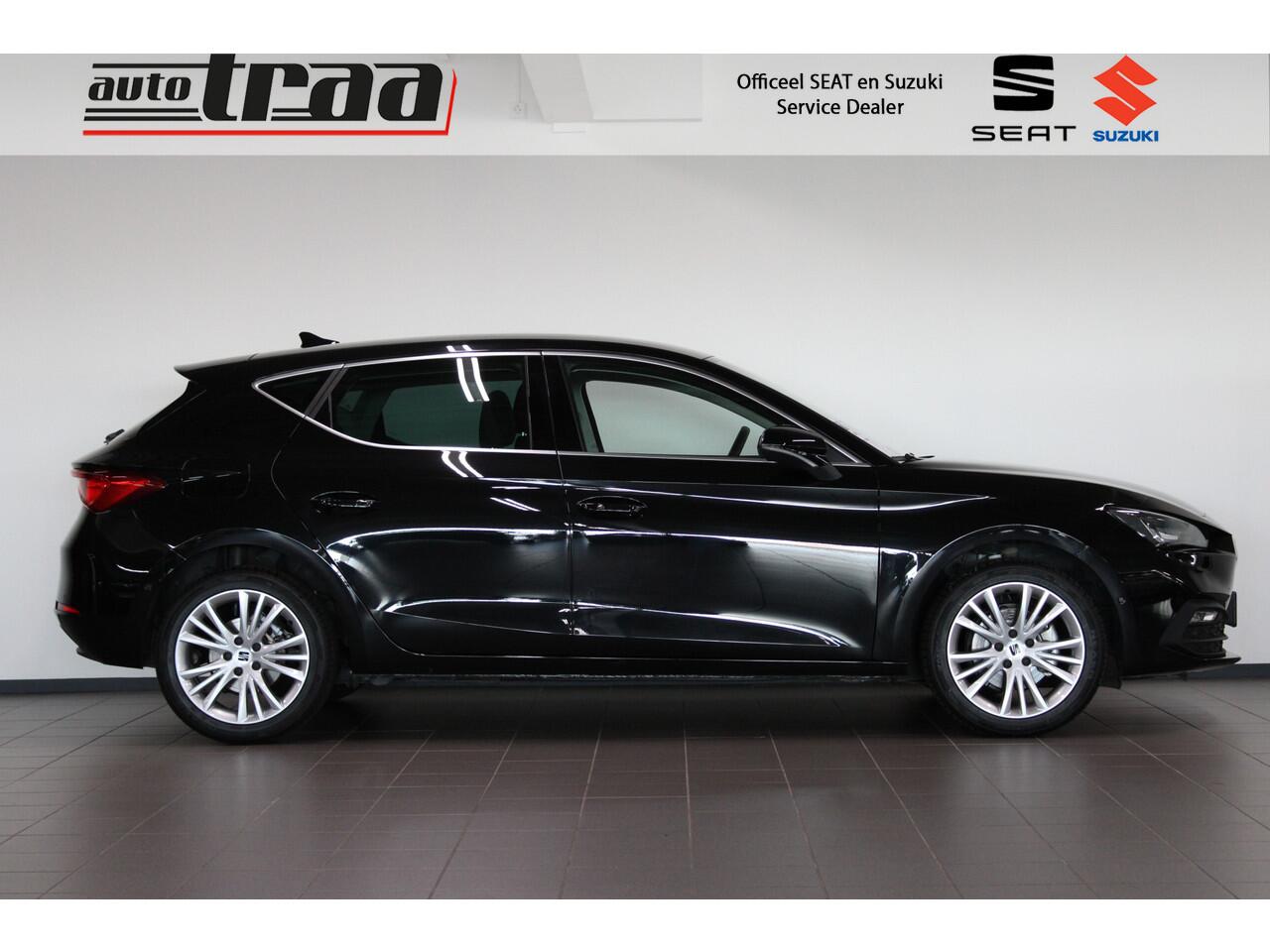 Seat LEON 1.5 eTSI Style Business Intense DSG / Automaat / 5 jaar garantie / Apple carplay / Android auto /