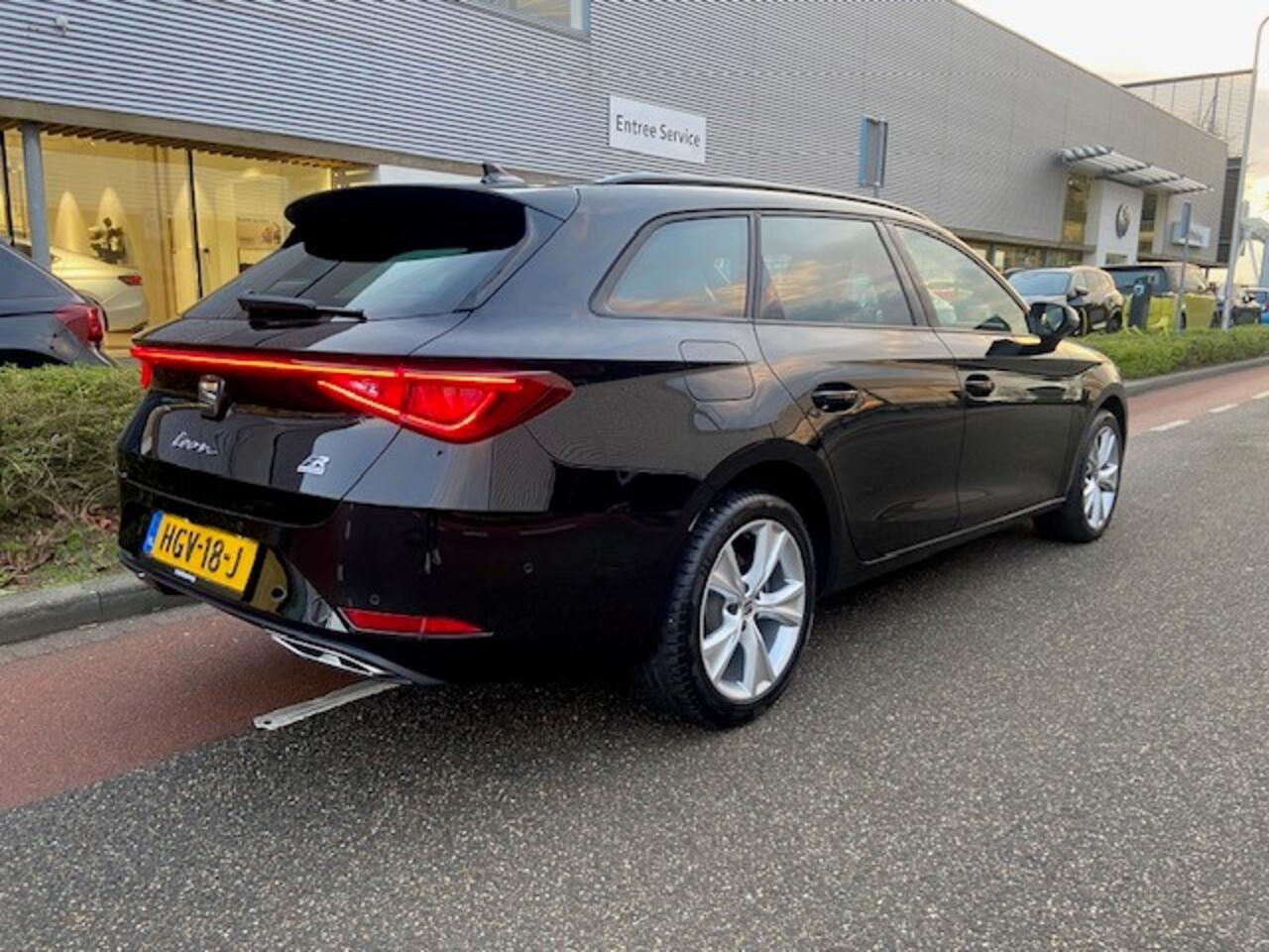 Seat LEON Sportstourer 1.5 TSI e-Hybrid FR Business / Achteruitrijcamera / App Connect / Virtual Cockpit