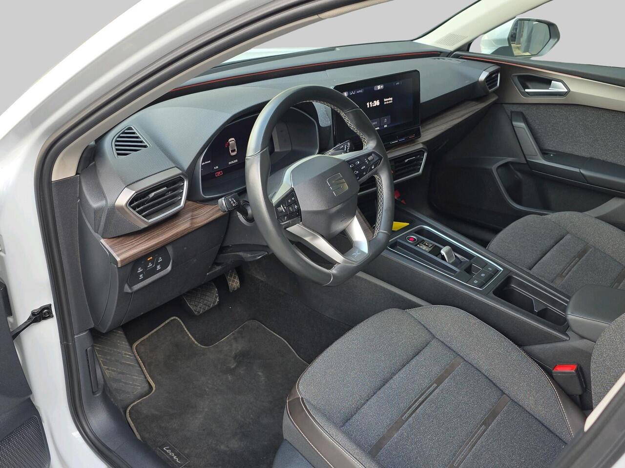 Seat LEON Sportstourer 1.4 TSI eHybrid PHEV Xcellence Business | Automaat | Half leder | Adaptive Cruise | Parkeersensoren |