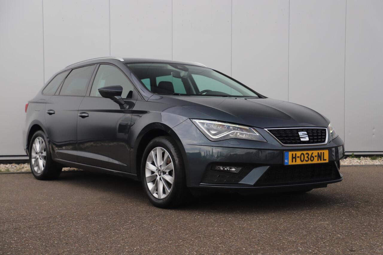 Seat LEON ST 1.0 TSI Style Ultimate Edition Trekhaak Virtual Cockpit Beats Audio Navigatie Achteruitrijcamera Clima Cruise Stoelverwarming