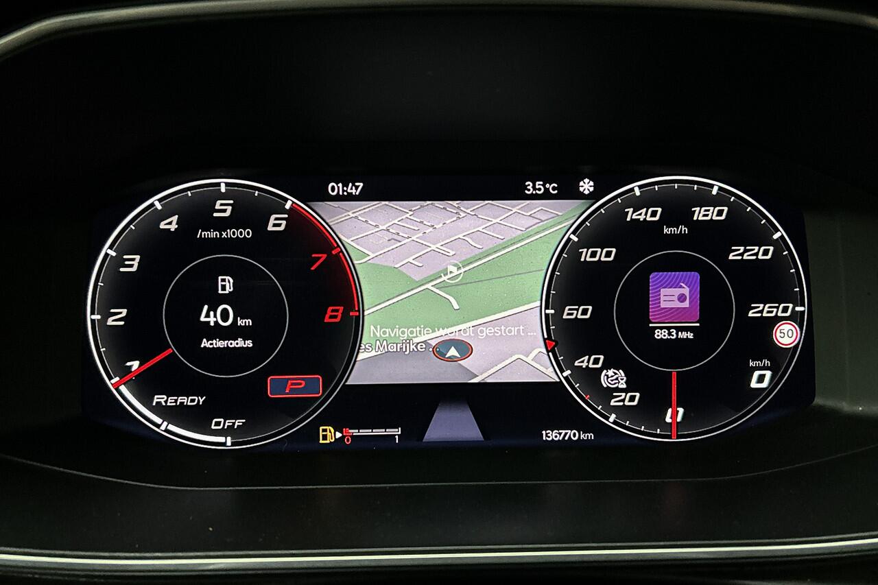 Seat LEON 1.5 eTSI Style Launch Edition | Camera | Adaptieve cruise control | Apple Carplay