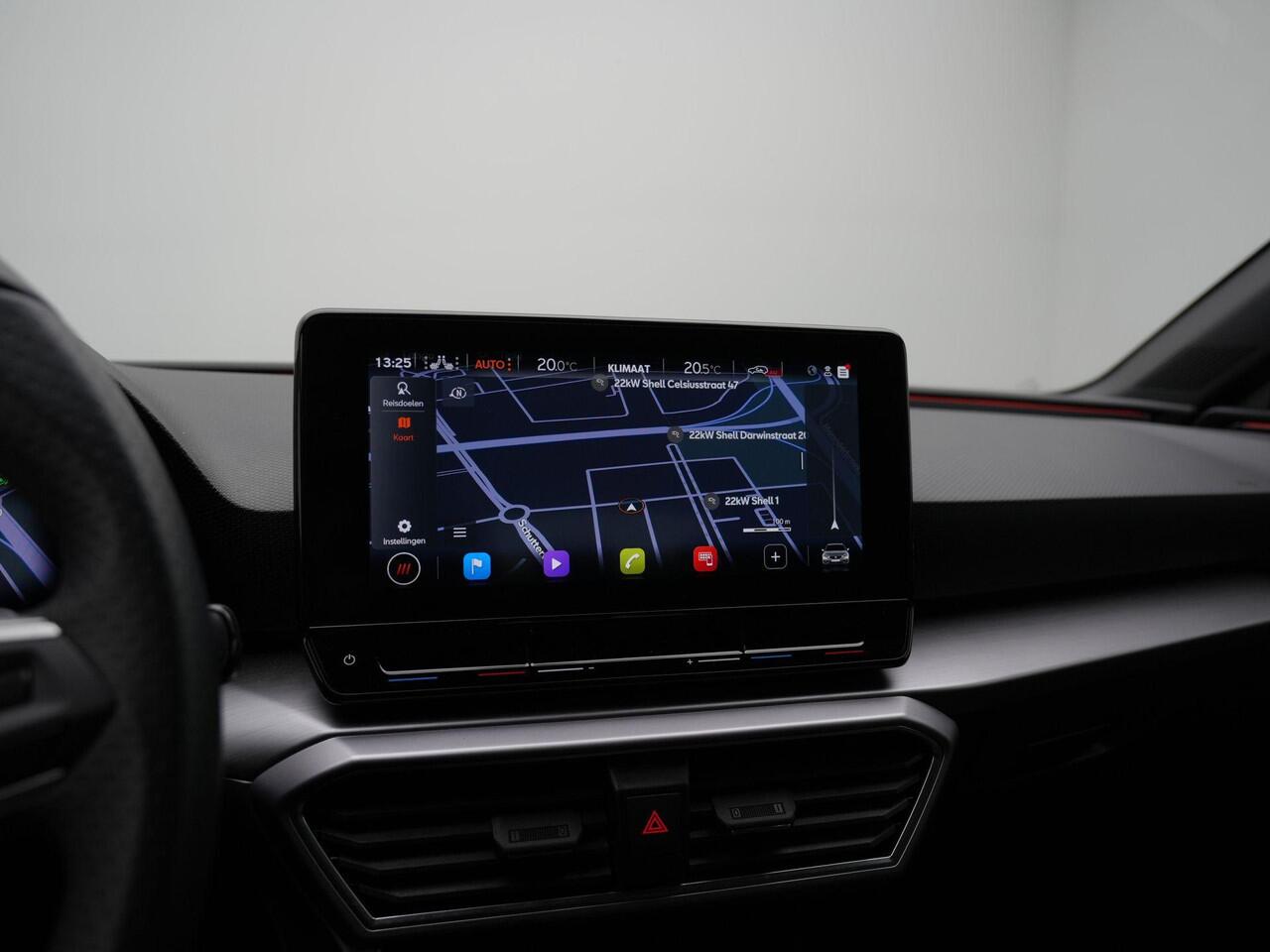 Seat LEON Sportstourer 1.0 eTSI 110 pk DSG FR Business Intense | Panoramadak | Stuur-/stoelverwarming | Achteruitrijcamera | Navigatie | Adaptive Cruise