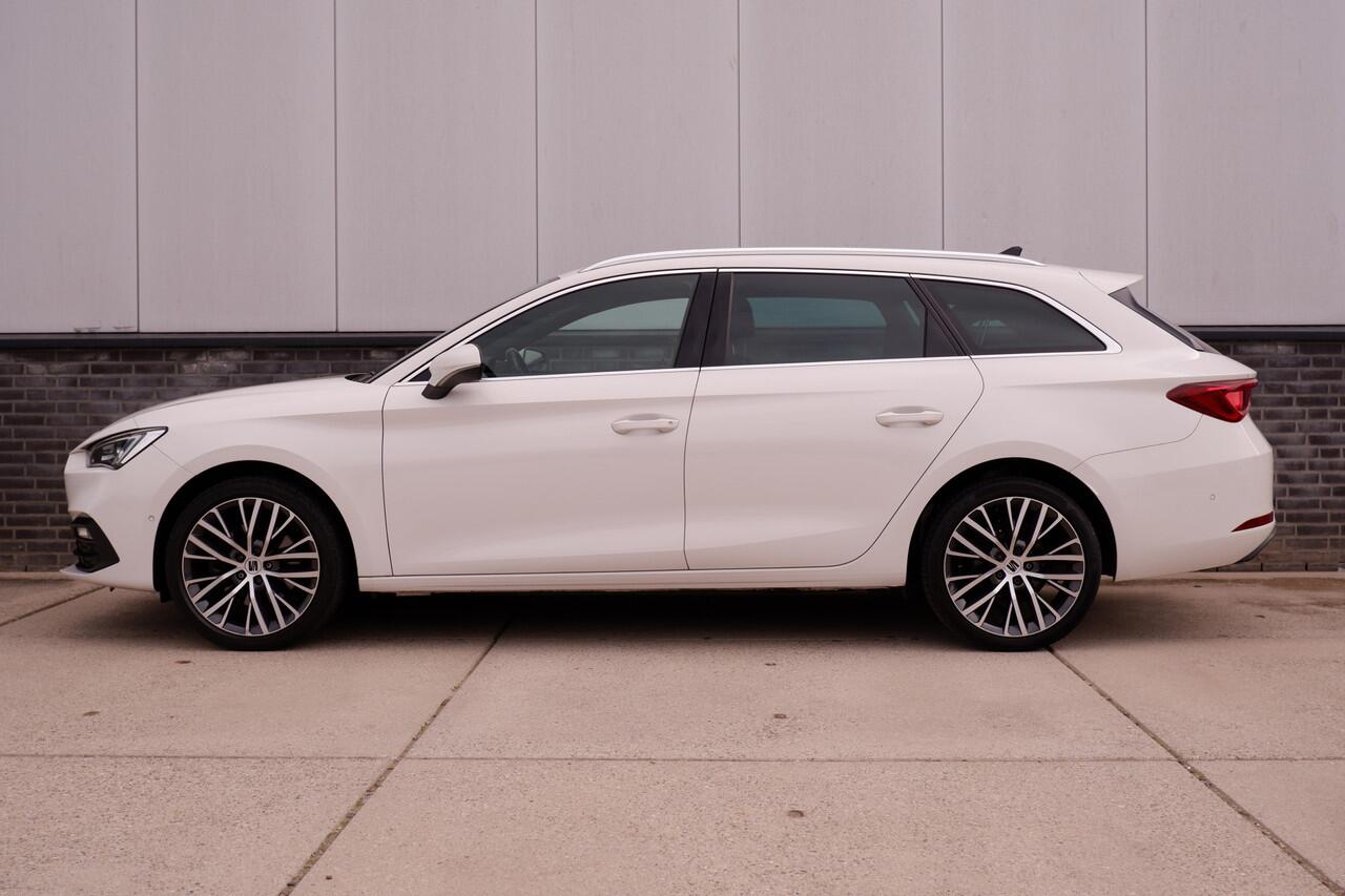 Seat LEON Sportstourer 1.5 eTSI Xcellence M-Hybrid | Elek Trekhaak | Sfeerverl. | LED | Carplay | Camera | Navi | Keyless | Adap. Cruise