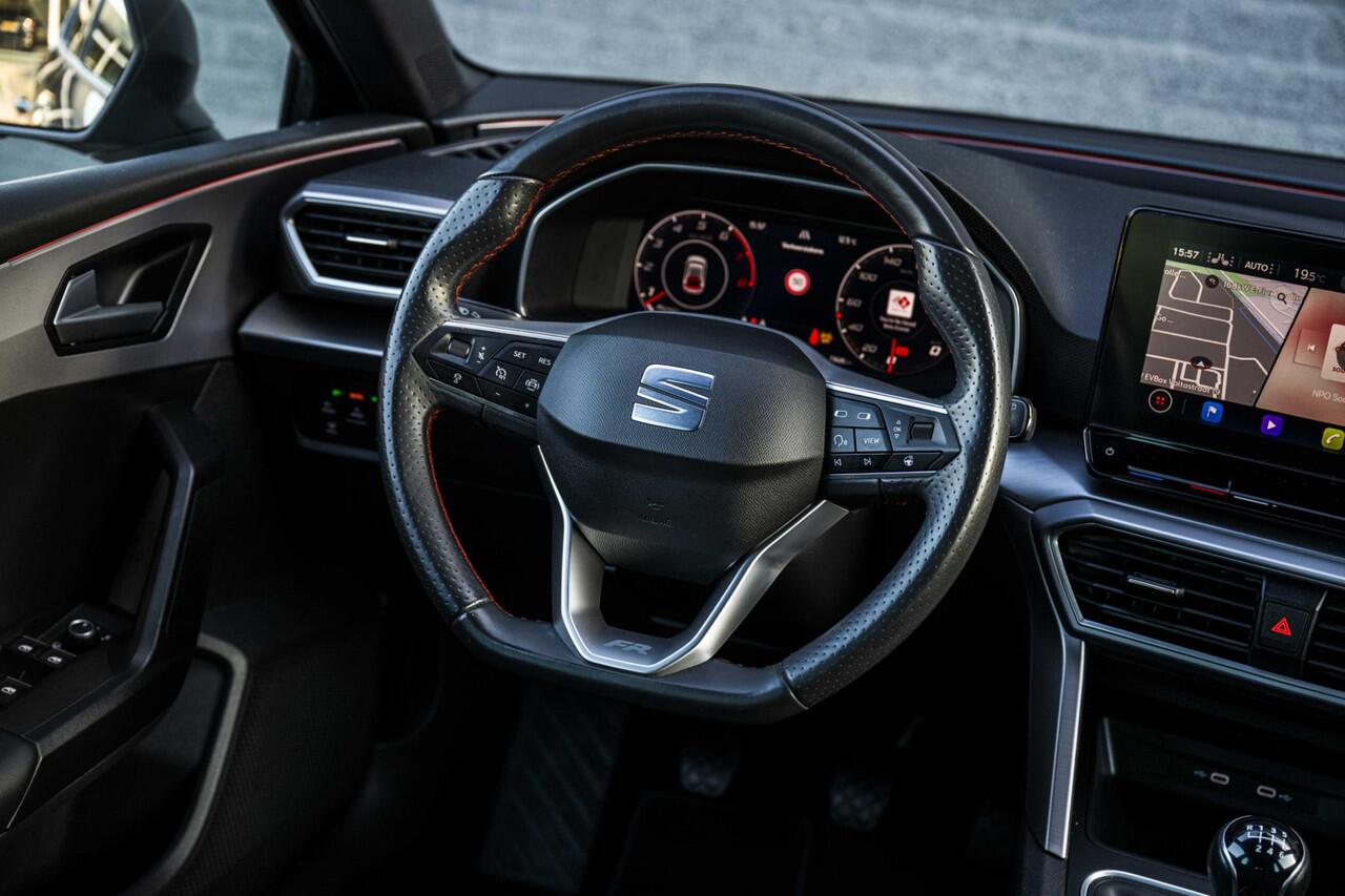 Seat LEON 1.5 TSi 150 pk FR Launch Edition | Virtual Cockpit | Signature LED