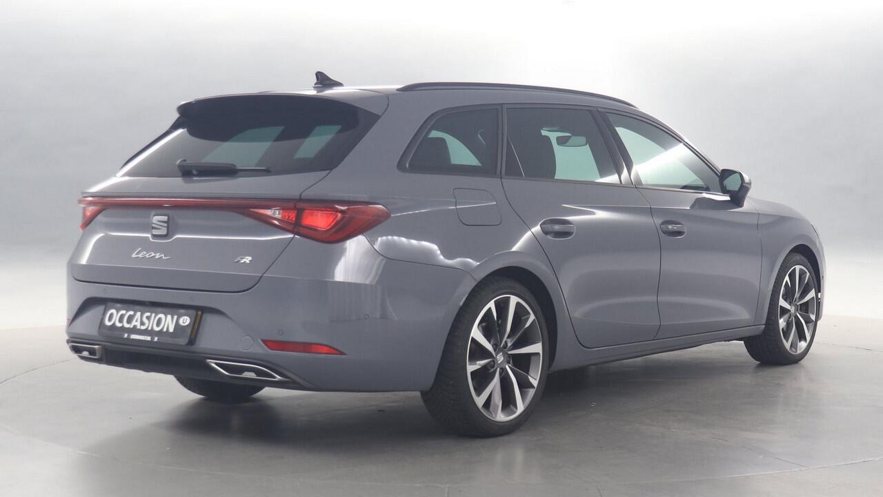 Seat LEON Sportstourer 1.5 TSI 150pk FR Business Intense / Navigatie / Camera / Stoelverwarming