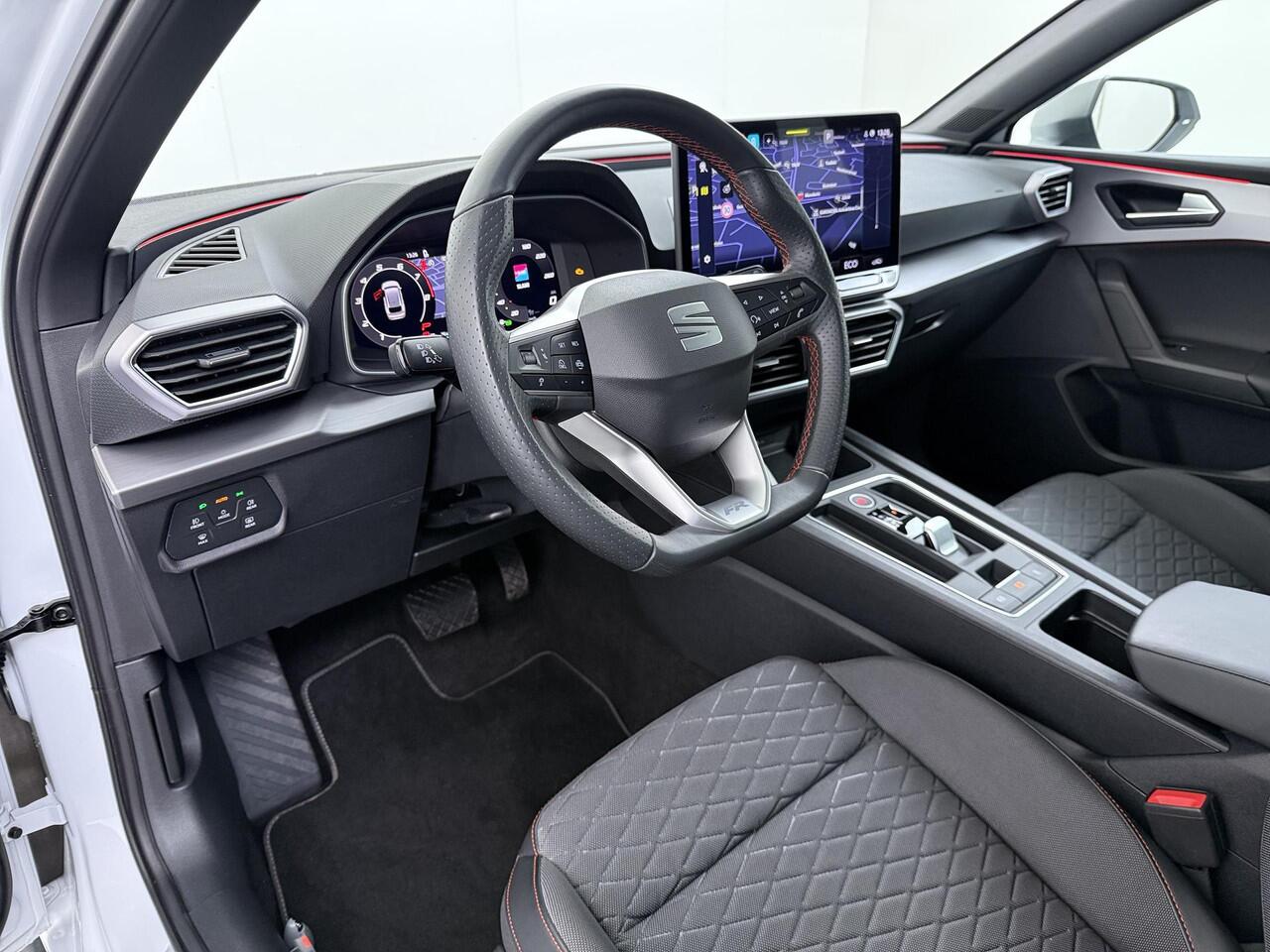 Seat LEON Sportstourer 1.5 TSI e-Hybrid FR PHEV First Edition SOH 100% | Camera | LMV | Navigatie |