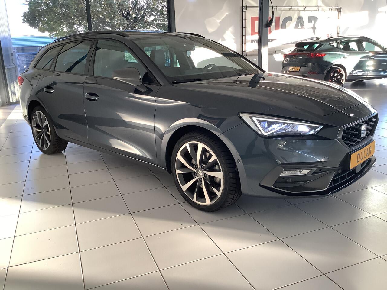 Seat LEON Sportstourer 1.4 TSI eHybrid PHEV FR Panodak, camera