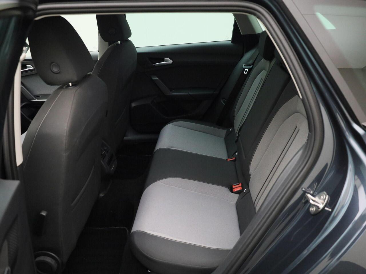 Seat LEON Sportstourer 1.5eTSI/150PK Style DSG · Camera + Parkeersensoren · Keyless · Apple/Android Car Play · Garantie tot maart 2029