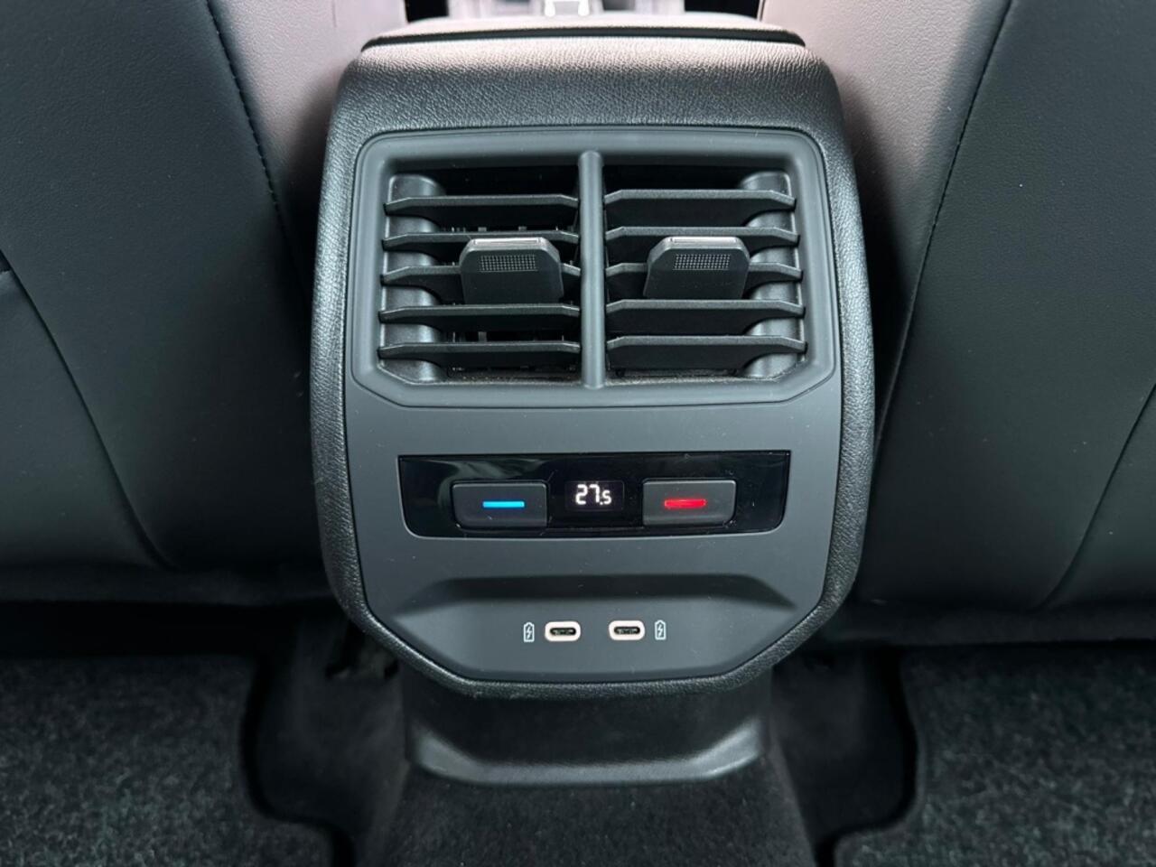 Seat LEON Sportstourer 1.4 TSI e-Hybrid PHEV FR | ACC | Elk Stoel | Leer