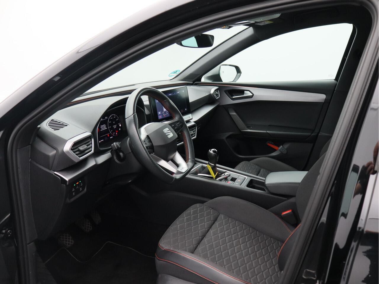 Seat LEON Sportstourer 1.5 TSI FR Business Intense/ compleet!