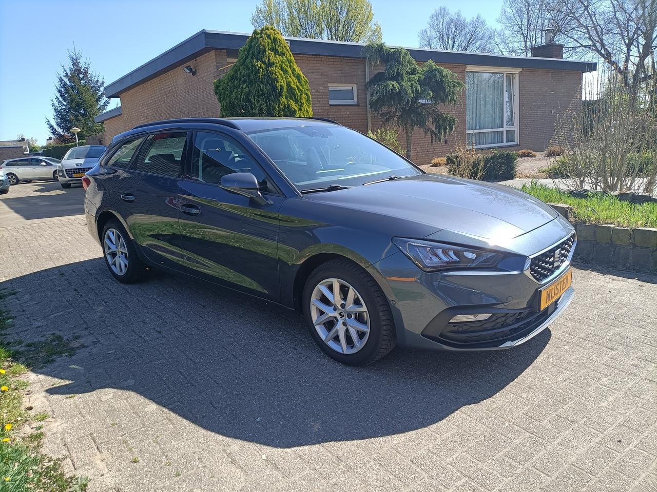 Seat LEON SPORTSTOURER 1.5 TSI Style Business Intense, Navi, Cruise