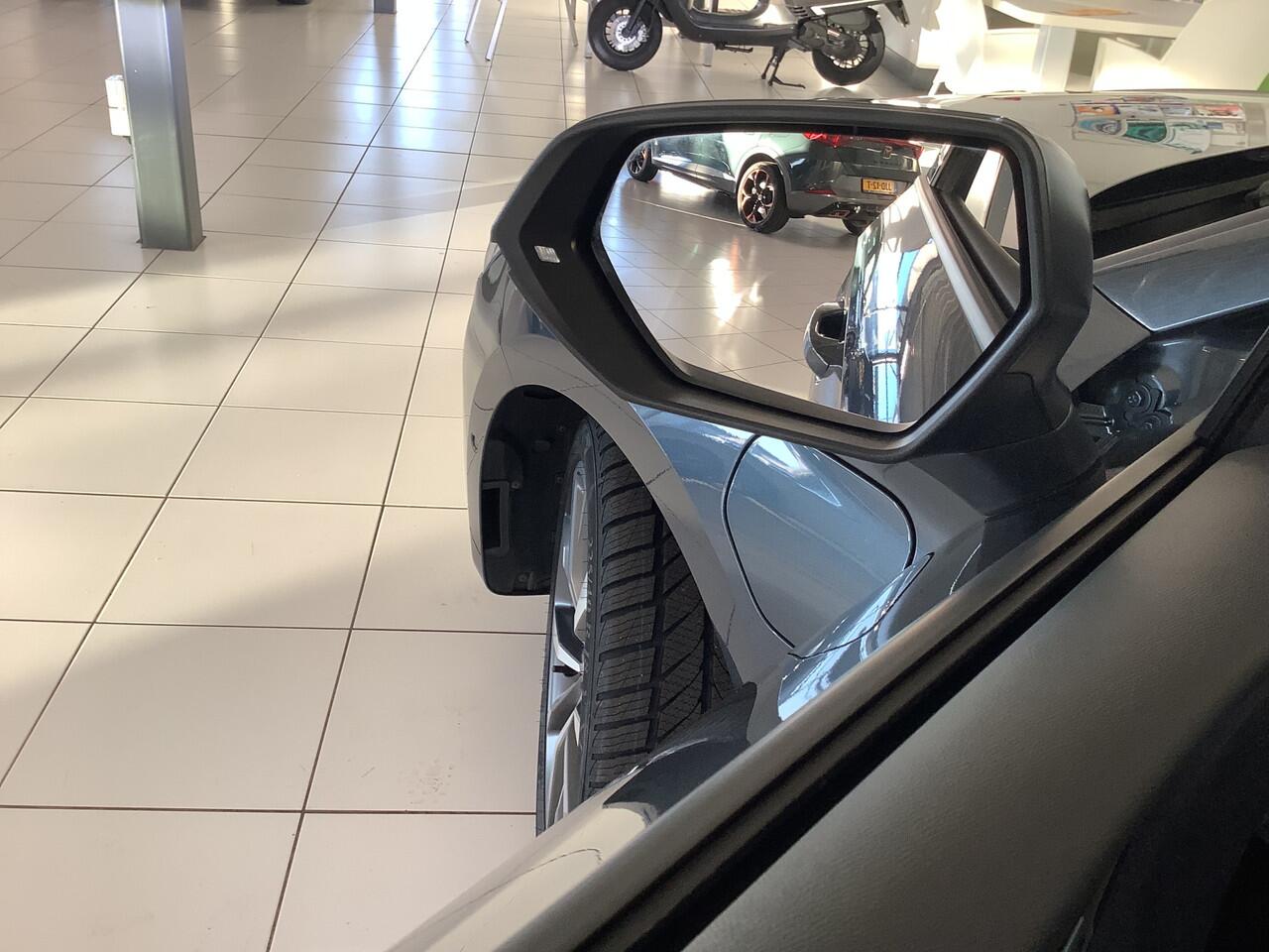 Seat LEON Sportstourer 1.4 TSI eHybrid PHEV FR Panodak, camera