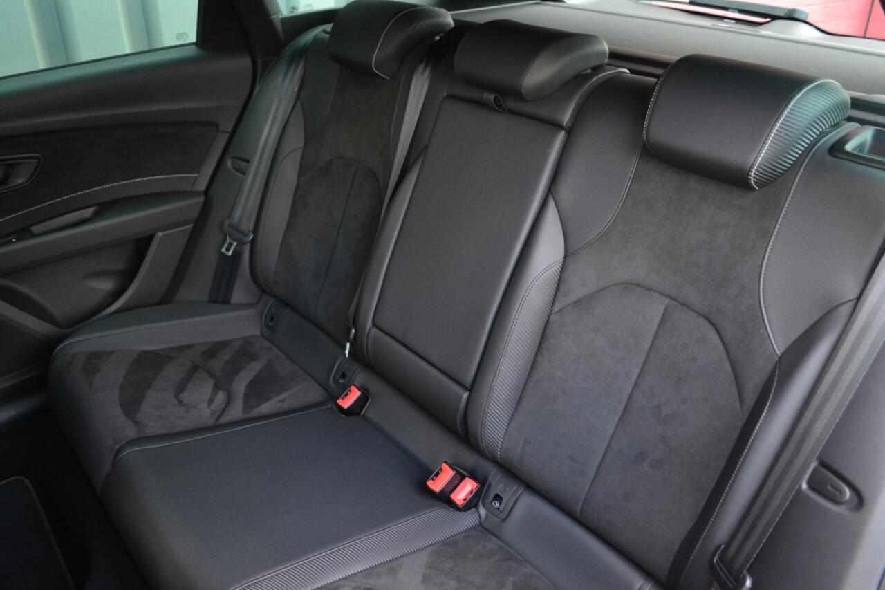 Seat LEON 2.0 TSI 4DRIVE CUPRA Ultimate Edition Camera/LED/Remus