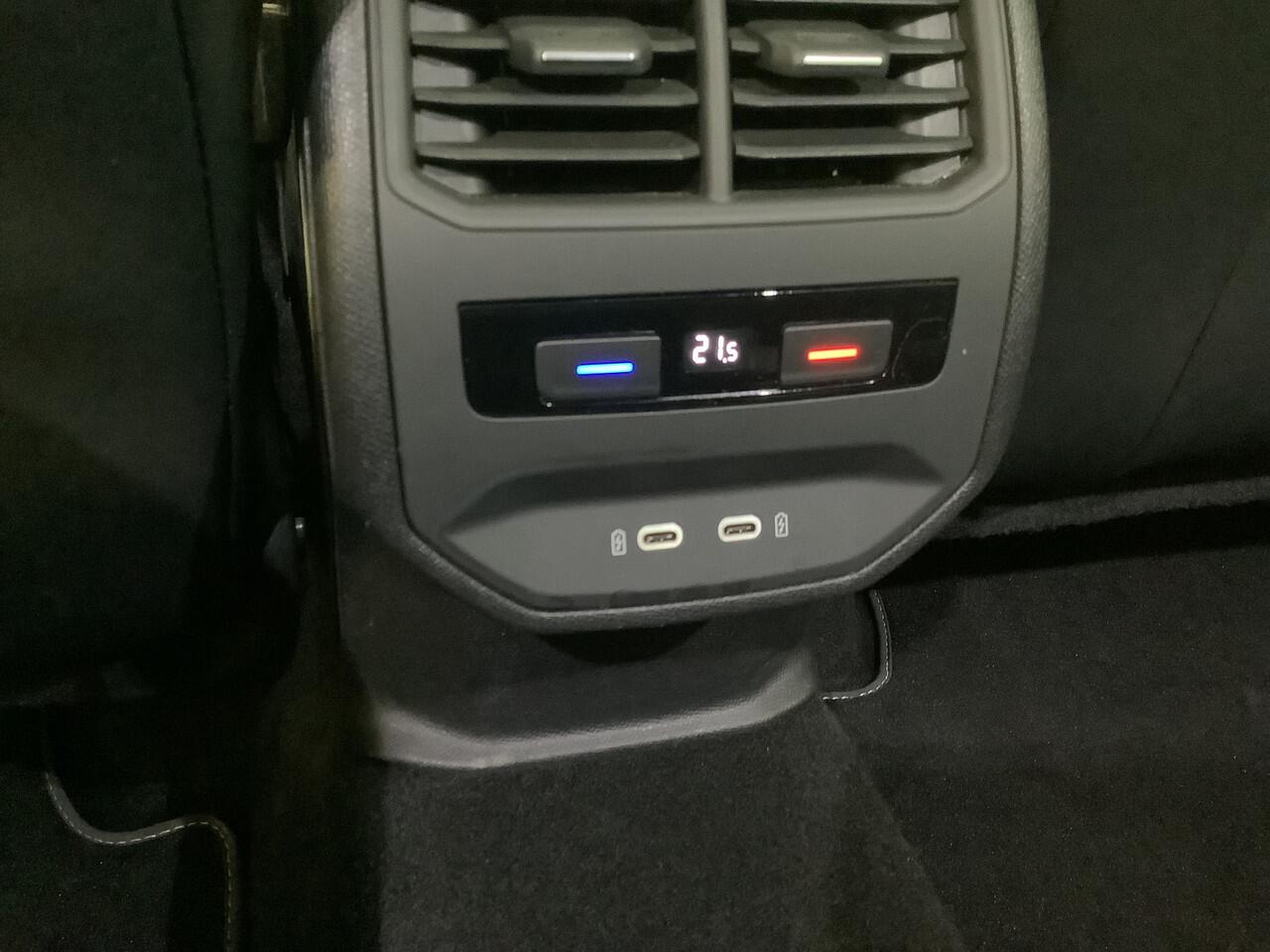 Seat LEON Sportstourer 1.4 TSI eHybrid PHEV FR Panodak, camera