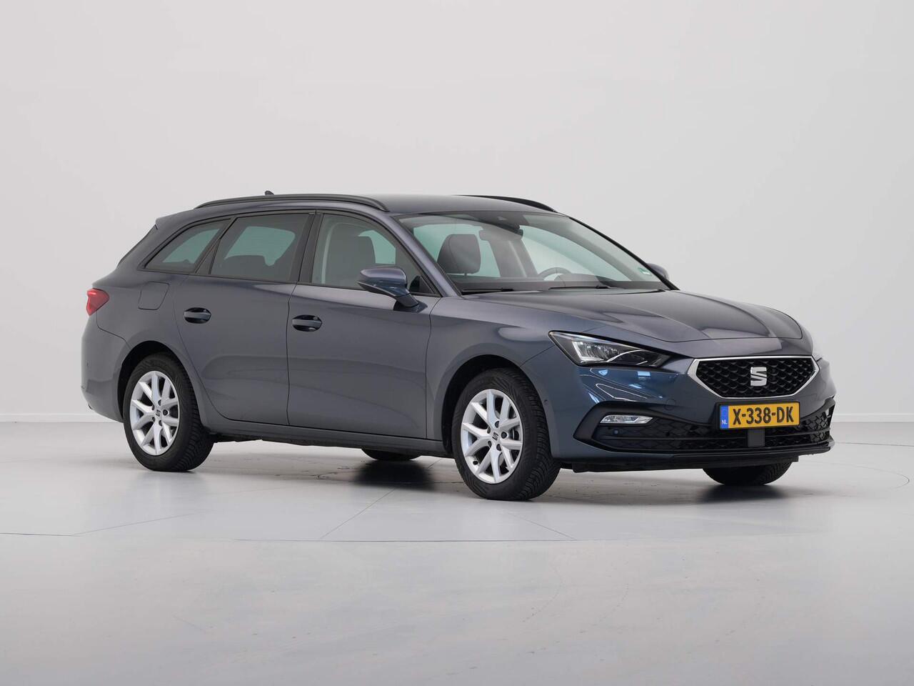 Seat LEON Sportstourer 1.0 eTSI 110pk DSG Style Business Intense Navigatie Wegkl. trekhaak Camera Acc Parkassist 35