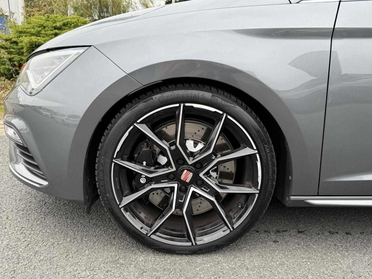 Seat LEON ST 2.0 TSI 4DRIVE CUPRA 300 DSGoPanooLeder