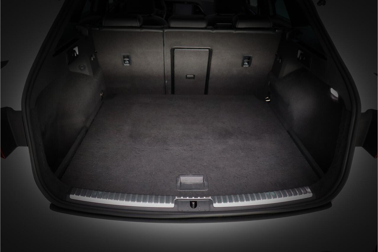 Seat LEON ST 2.0T 300Pk 4DRIVE CUPRA PANO | LEDER | DCC | VIRTUAL | CAMERA | CARPLAY | MILLTEK | ACC | STOELVERW | LMV 19''