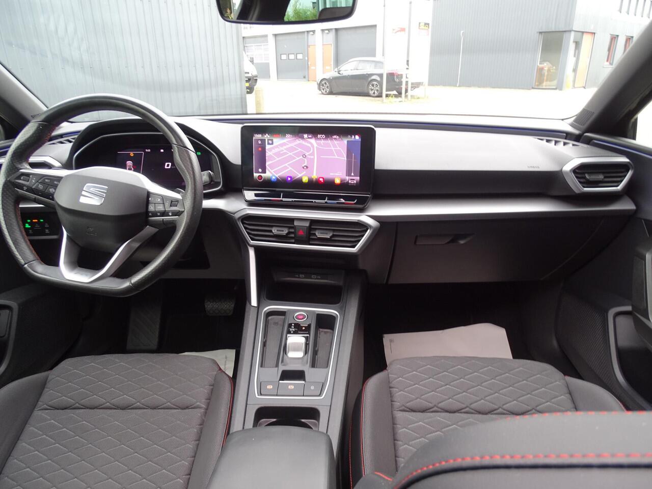 Seat LEON 1.4 TSI eHybrid PHEV FR Business Intense AUTOMAAT | PANORAMADAK | STUUR-STOELVERWARMING | NAVIAGATIE | ACHTERUIT RIJ CAMERA | LED PAKKET | VOLLEDIG DIGITAAL INSTRUMENTENPANEEL | DAB | KEYLESS ENTRY |