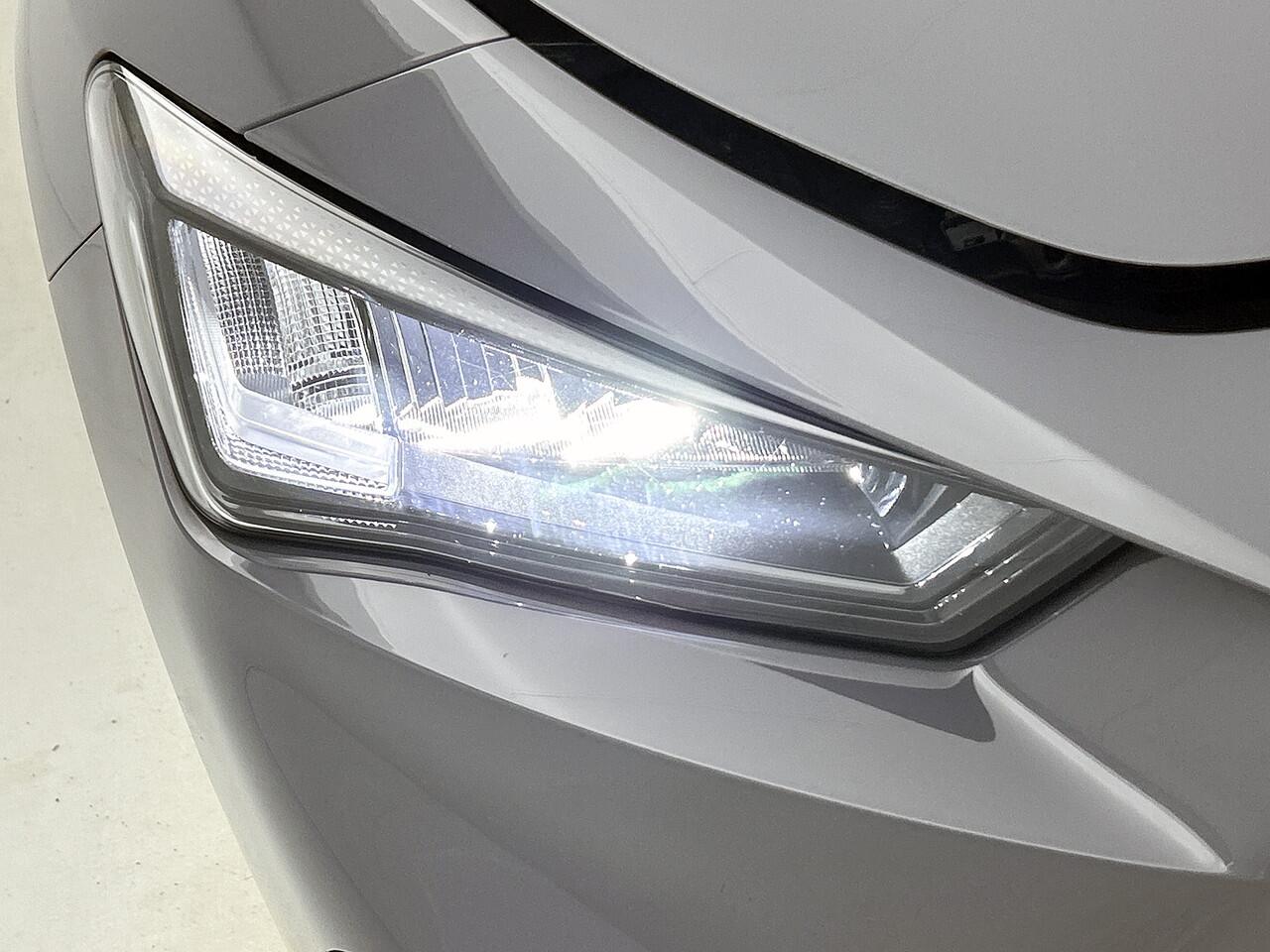 Seat LEON 1.0 eTSI 110pk FR Business DSG / Navigatie / Stoel + Stuurverwarming / Parkeersensoren