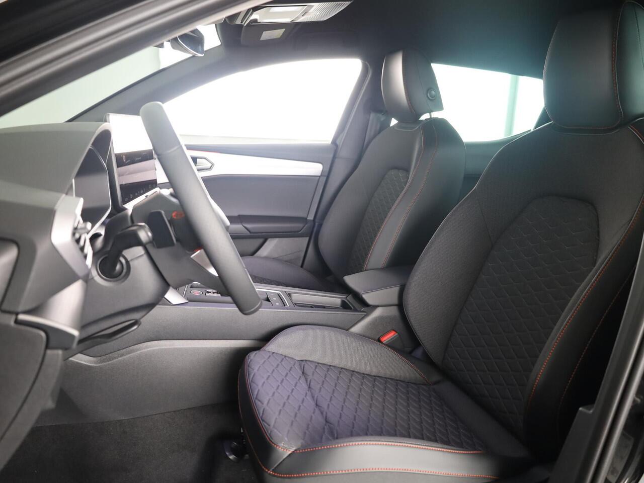 Seat LEON 1.5 TSI 204pk e-Hybrid FR Business | Black Pack | Adaptive Cruise | Blind spot | Trekhaak | Led Matrix