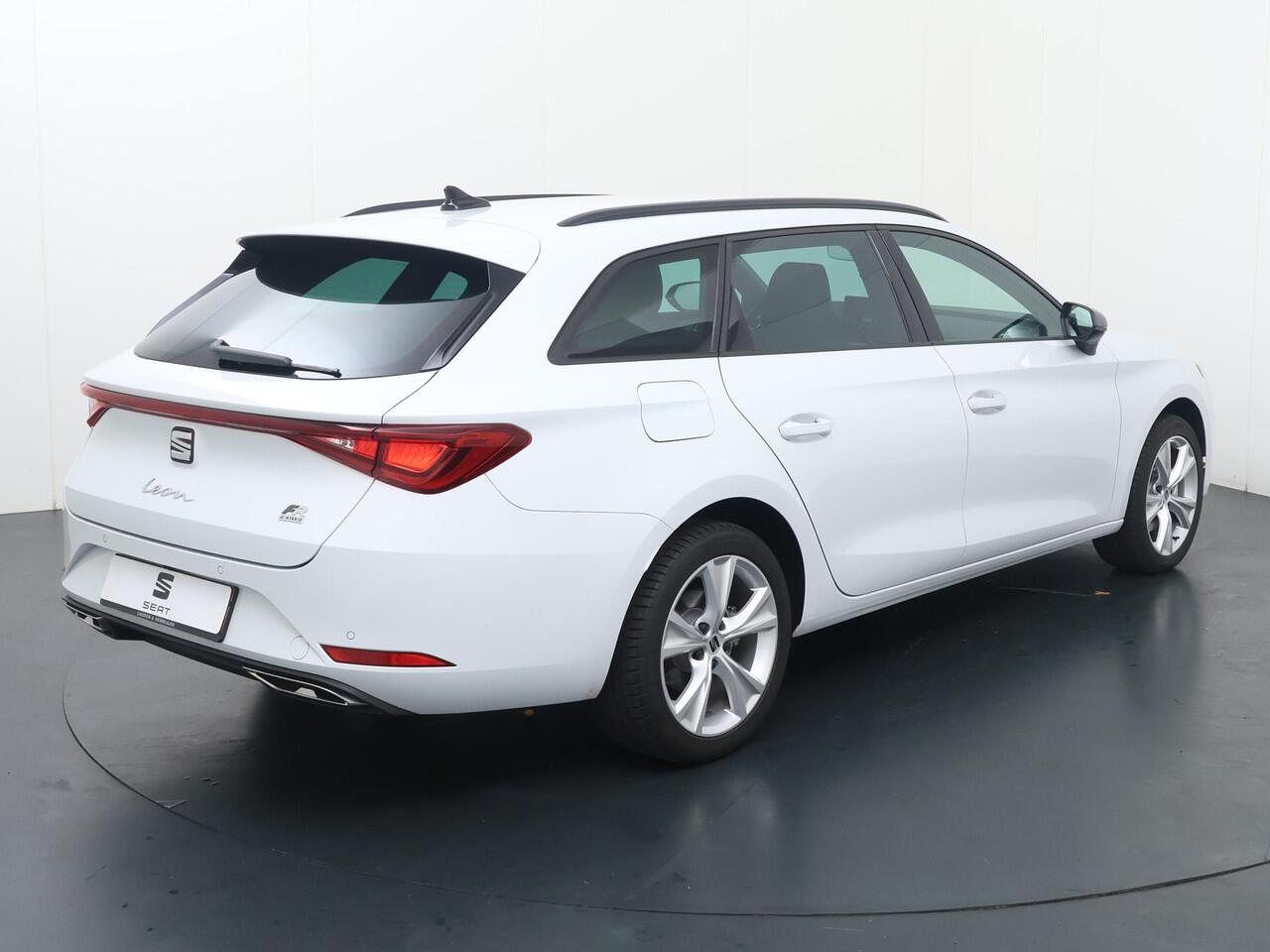 Seat LEON Sportstourer FR PHEV First Edition 1.5 TSI eHybrid 150kW / 204p k Stationwagen 6 versn. DSG