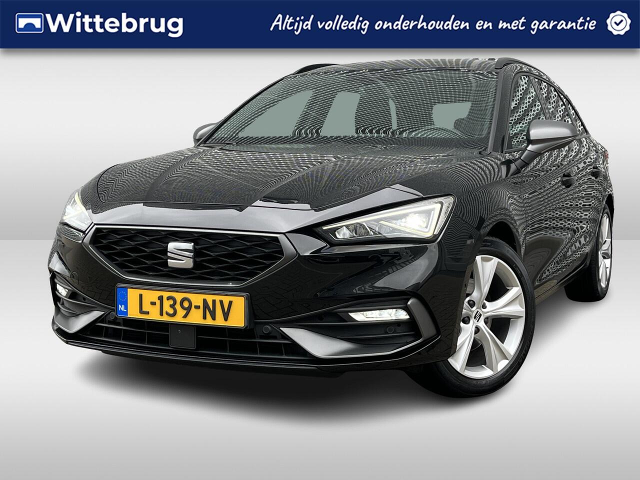 Seat LEON Sportstourer 1.5 TSI FR Business Intense / Navigatie / Led / Camera / Parkeersensoren / Lichtmetaal 17 inch / **