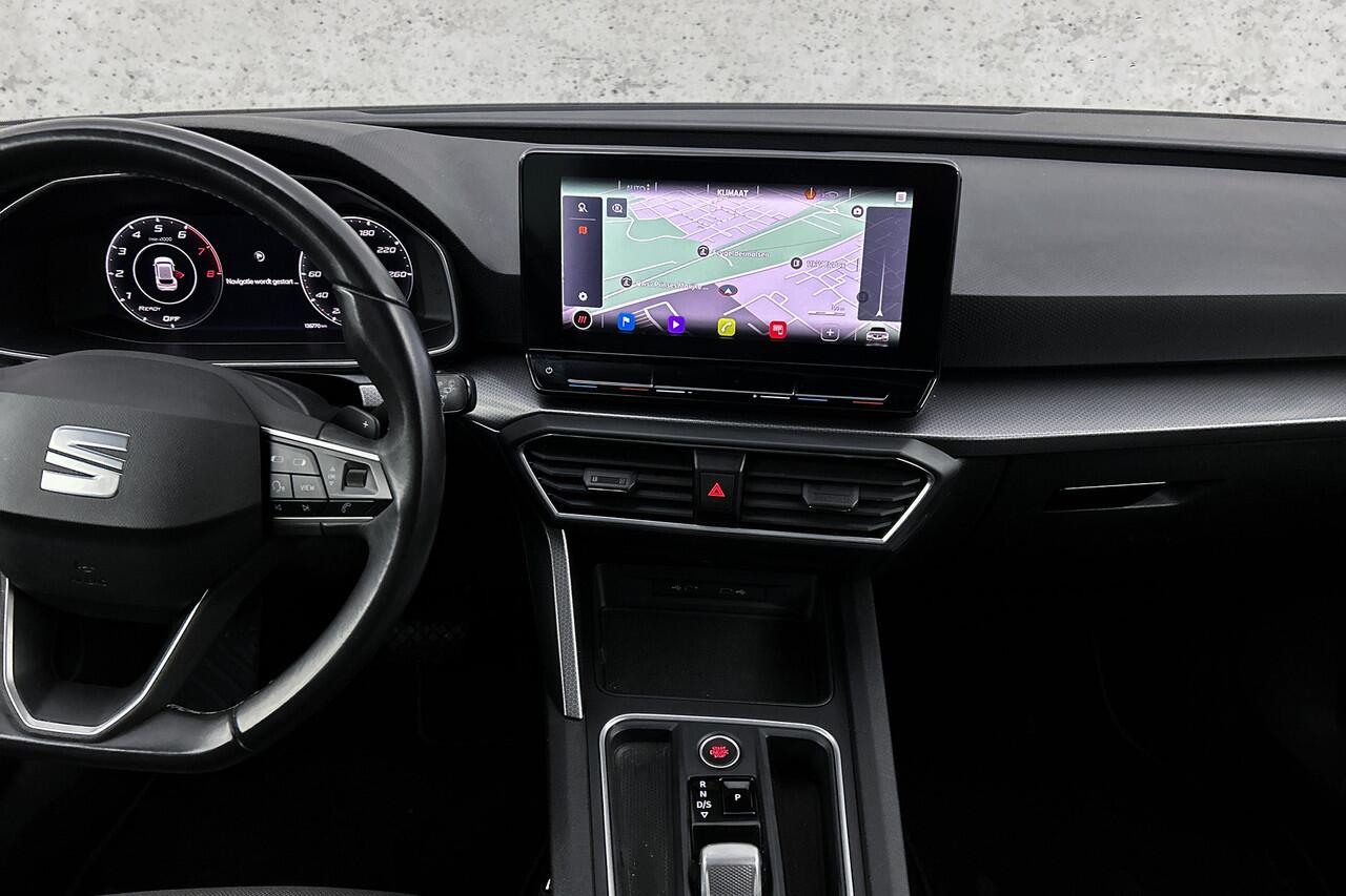 Seat LEON 1.5 eTSI Style Launch Edition | Camera | Adaptieve cruise control | Apple Carplay