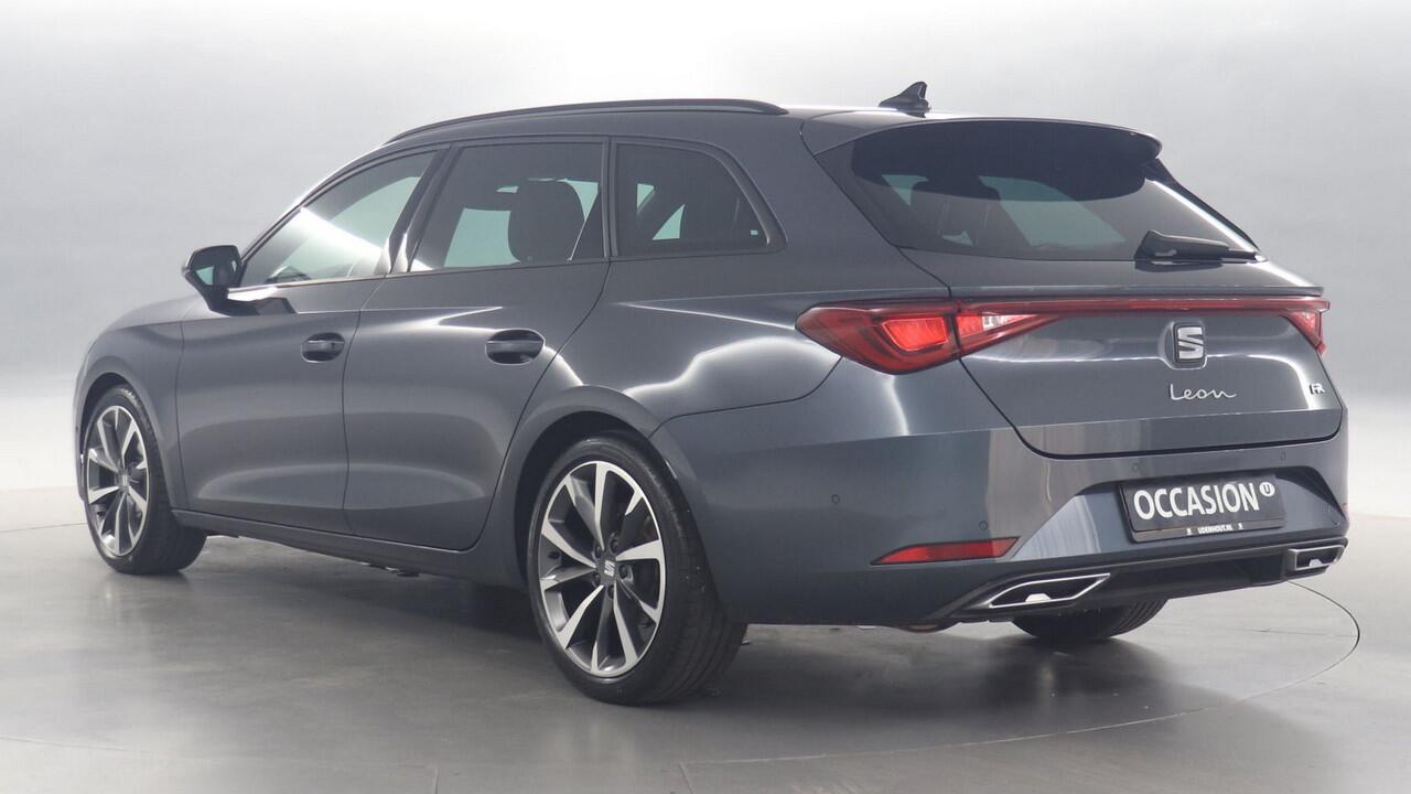 Seat LEON Sportstourer 1.5 eTSI 150pk FR Business Intense DSG / Navigatie / Parkeersensoren