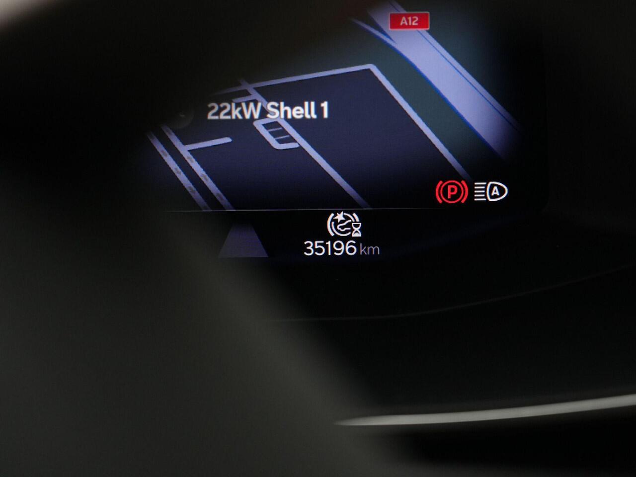 Seat LEON 1.0 TSI 110 pk FR Business Intense | Achteruitrijcamera | Navigatie | Sportonderstel | Side Assist