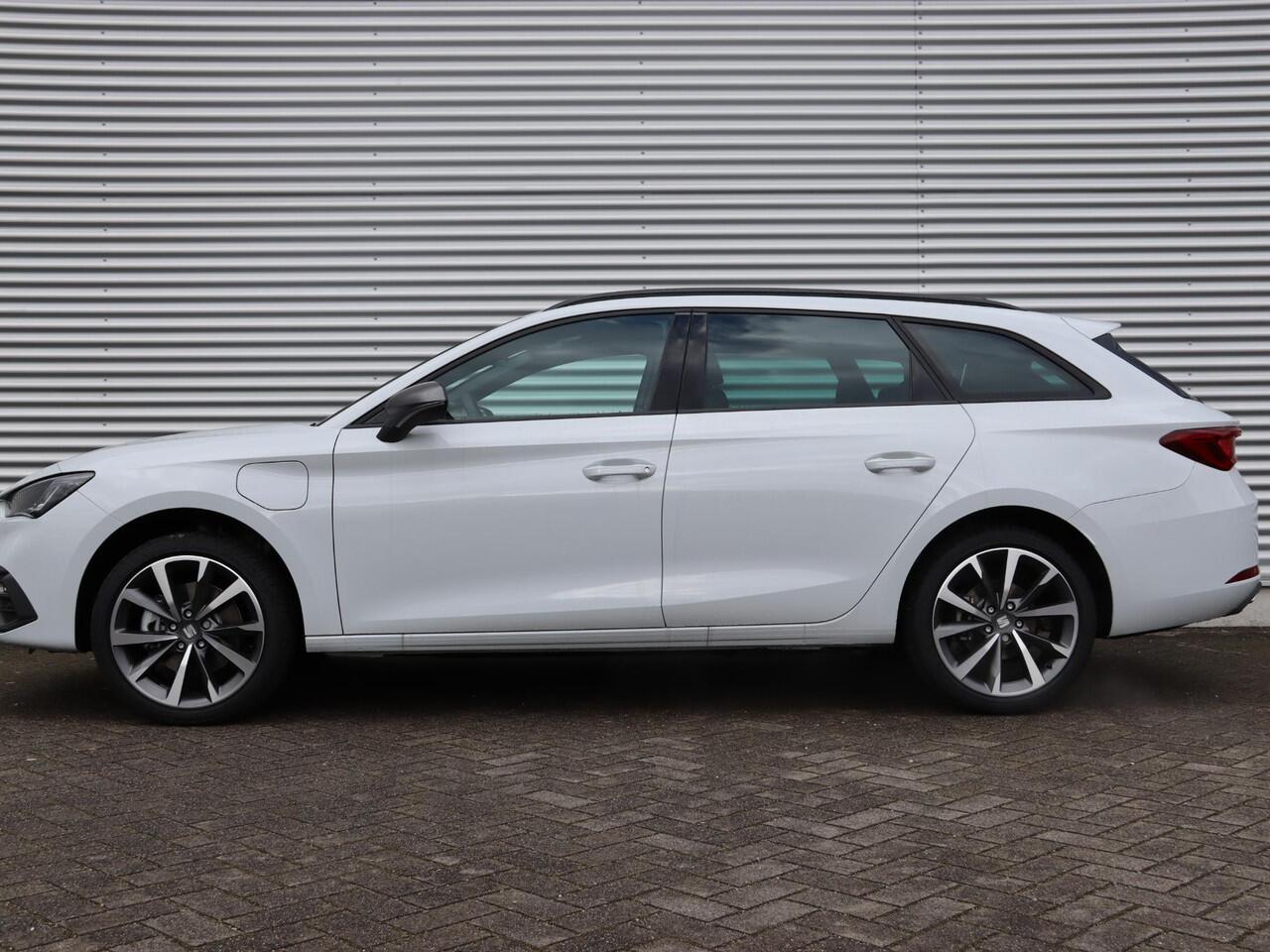 Seat LEON Sportstourer FR PHEV First Edition 1.5 TSI eHybrid 150kW / 204p k 6 versn. DSG