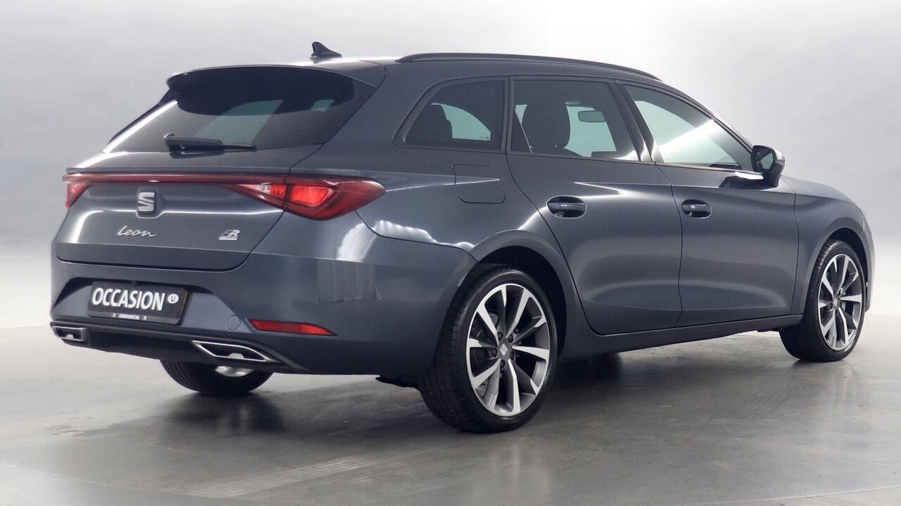Seat LEON Sportstourer 1.5 TSI 204pk e-Hybrid FR Business DSG / Navigatie / Camera / Apple Carplay