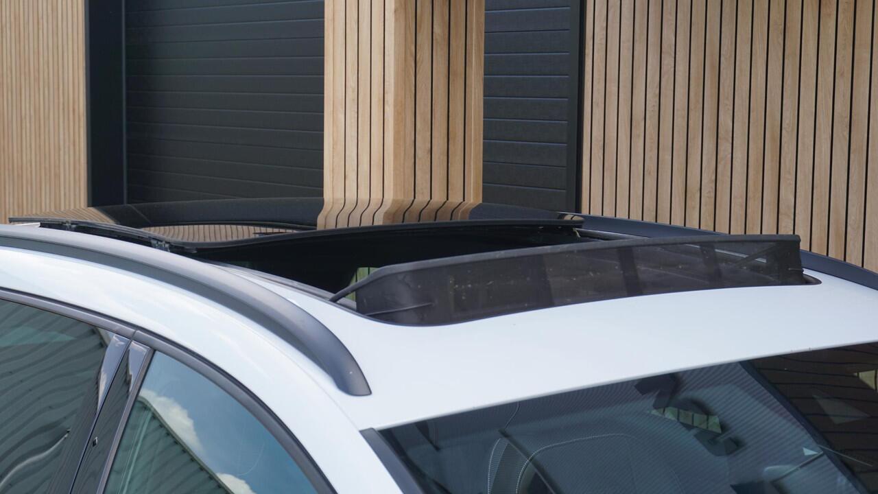 Seat LEON ST Cupra 2.0 TSI 301pk 4DRIVE Pano.Dak Beats Virtual Cockpit *Black Edition* 19inch LM *Zeer Nette Cupra* 85081km!