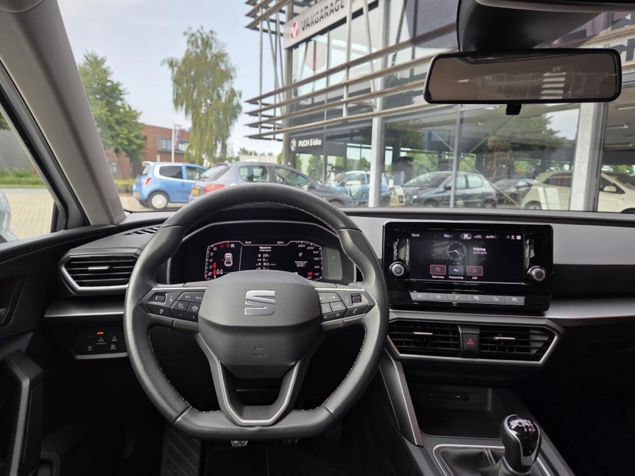 Seat LEON 110pk TSI Style Business | Climate | Carplay | PDC