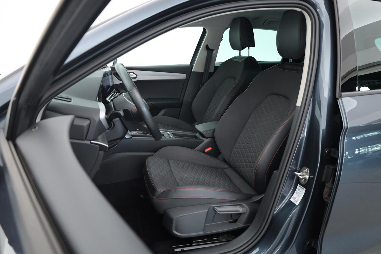 Seat LEON Sportstourer 1.4 TSI eHybrid PHEV FR Business Intense | Navi | Adapt. Cruise | CarPlay | Stoel-Stuurverw. | Camera | Keyless