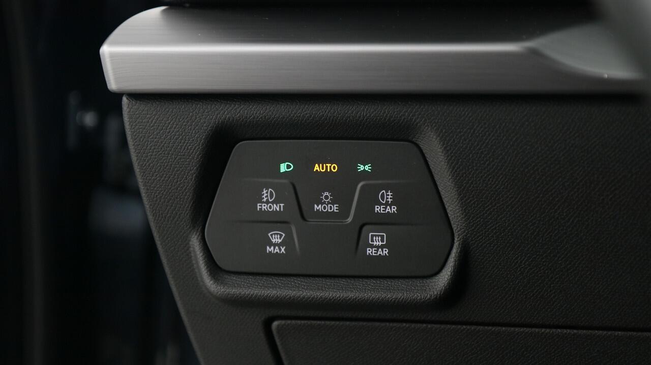 Seat LEON Sportstourer 1.0 TSI FR 110pk Business DSG / Navigatie / App connect / Cruise control