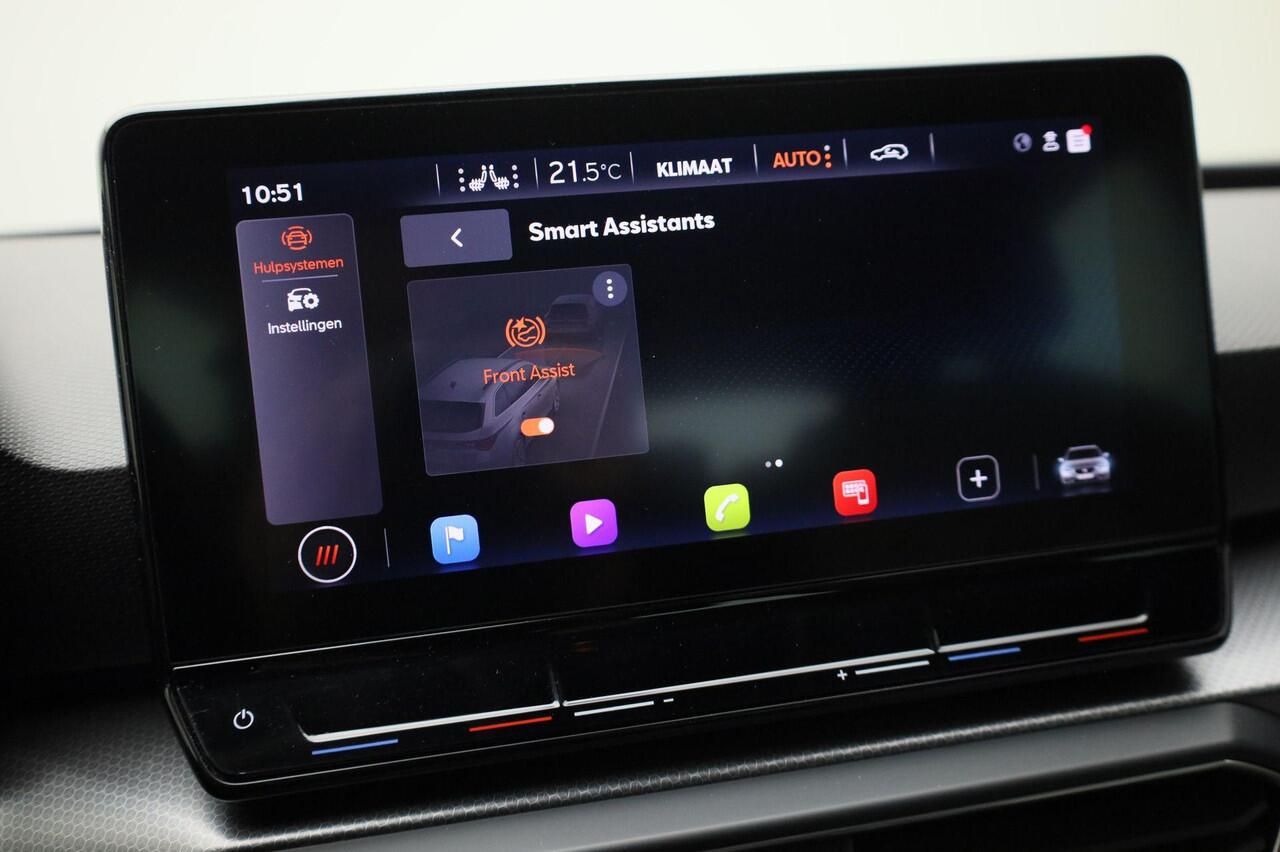 Seat LEON Sportstourer 1.0eTSI/110PK Style DSG · Navigatie · Trekhaak · Stuur- & stoelverwarming