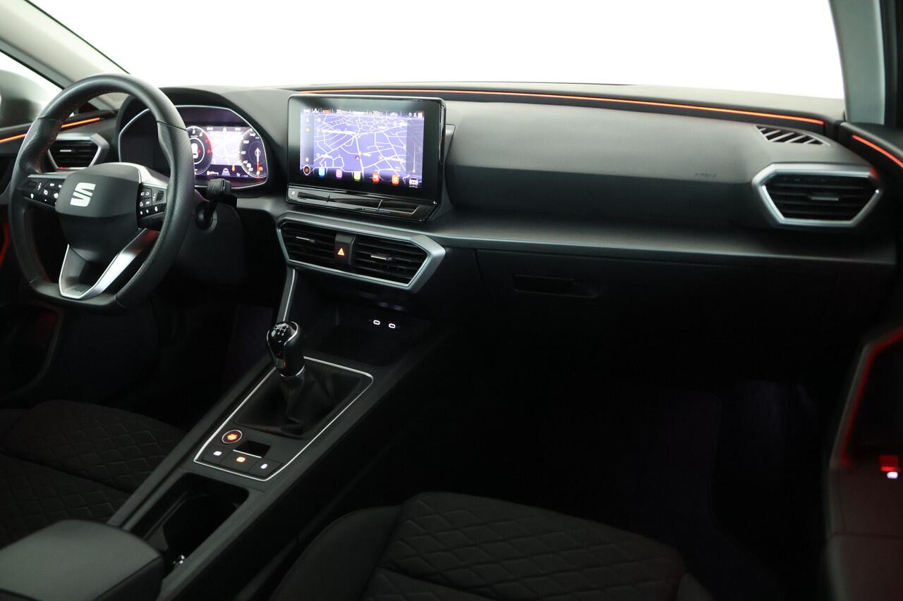 Seat LEON 1.5 TSI FR / LED / Navi / ACC / Cam / DAB