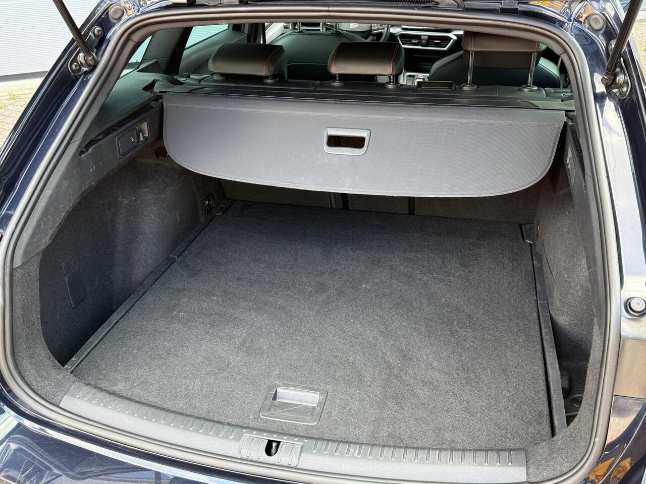 Seat LEON Sportstourer 1.0 eTSI FR Business Intense | Virtual | Apple Carplay | Clima | 18'' Inch