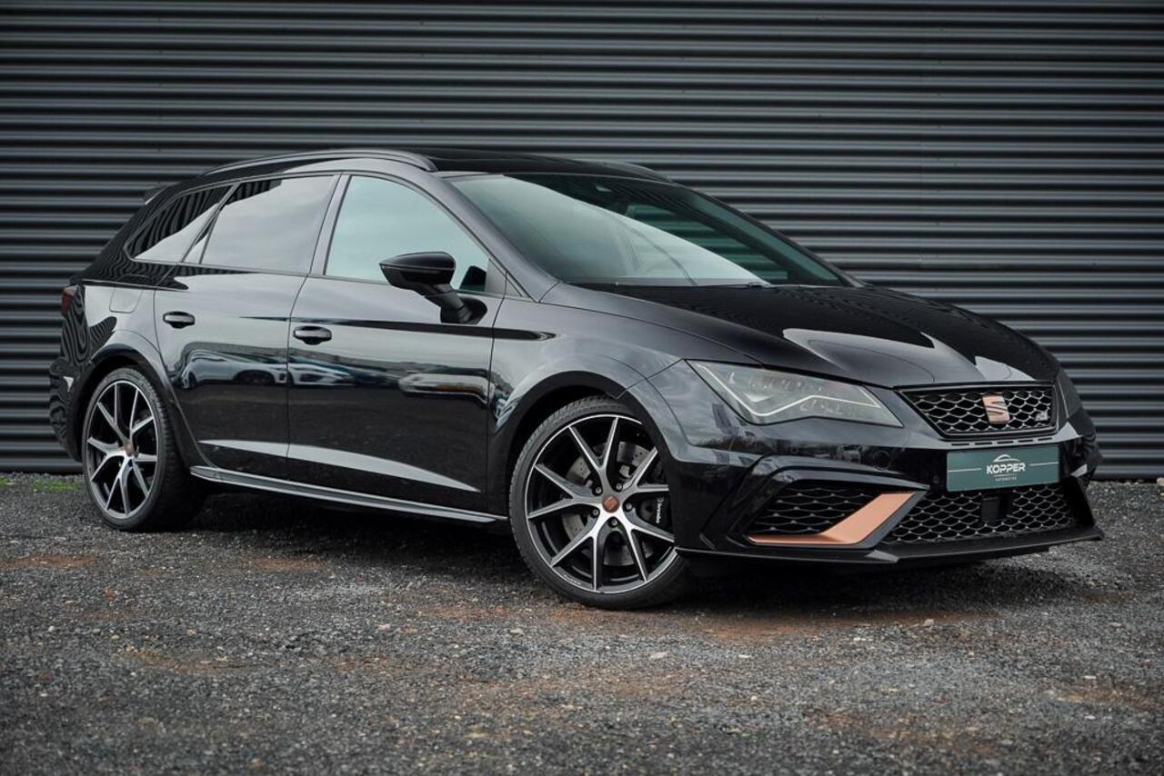 Seat LEON ST 2.0 TSI 4DRIVE CUPRA R Ultimate Edition / Pano / Carplay