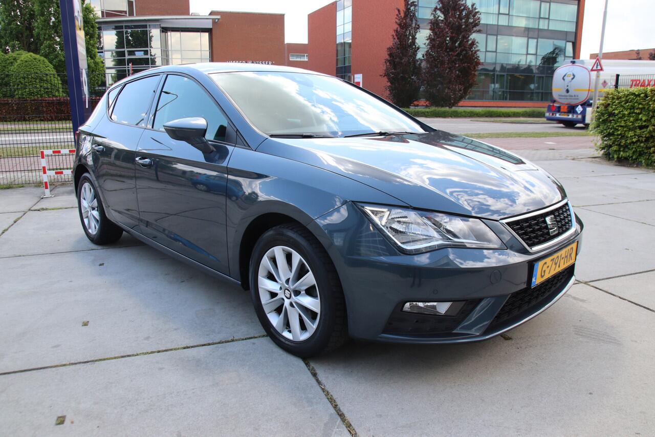 Seat LEON 1.0 EcoTSI Style Business Intense Carplay, 2x PDC, NL Auto Aanbieding!