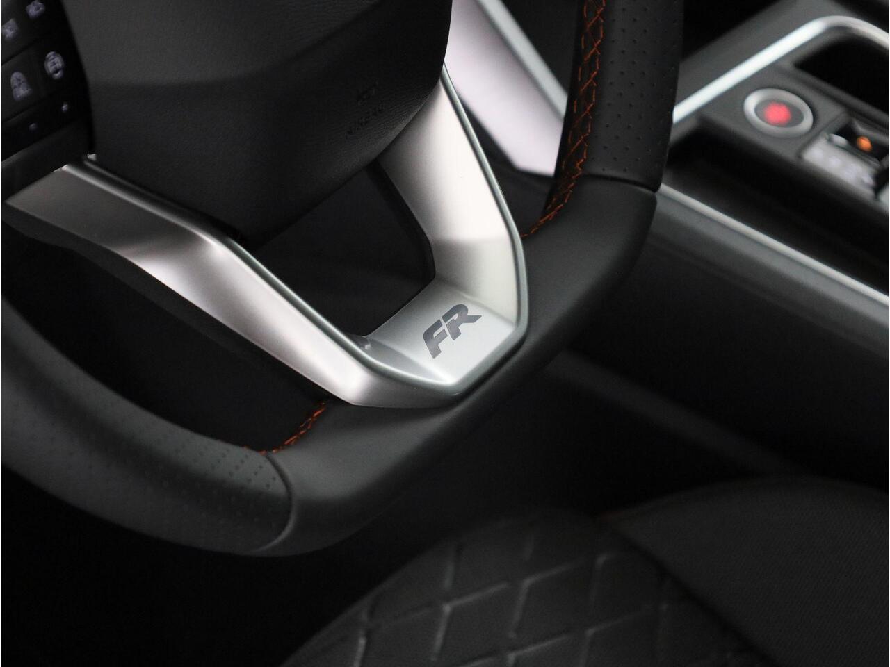 Seat LEON Sportstourer FR Business 1.5 TSI eHybrid 150 kW / 204 pk