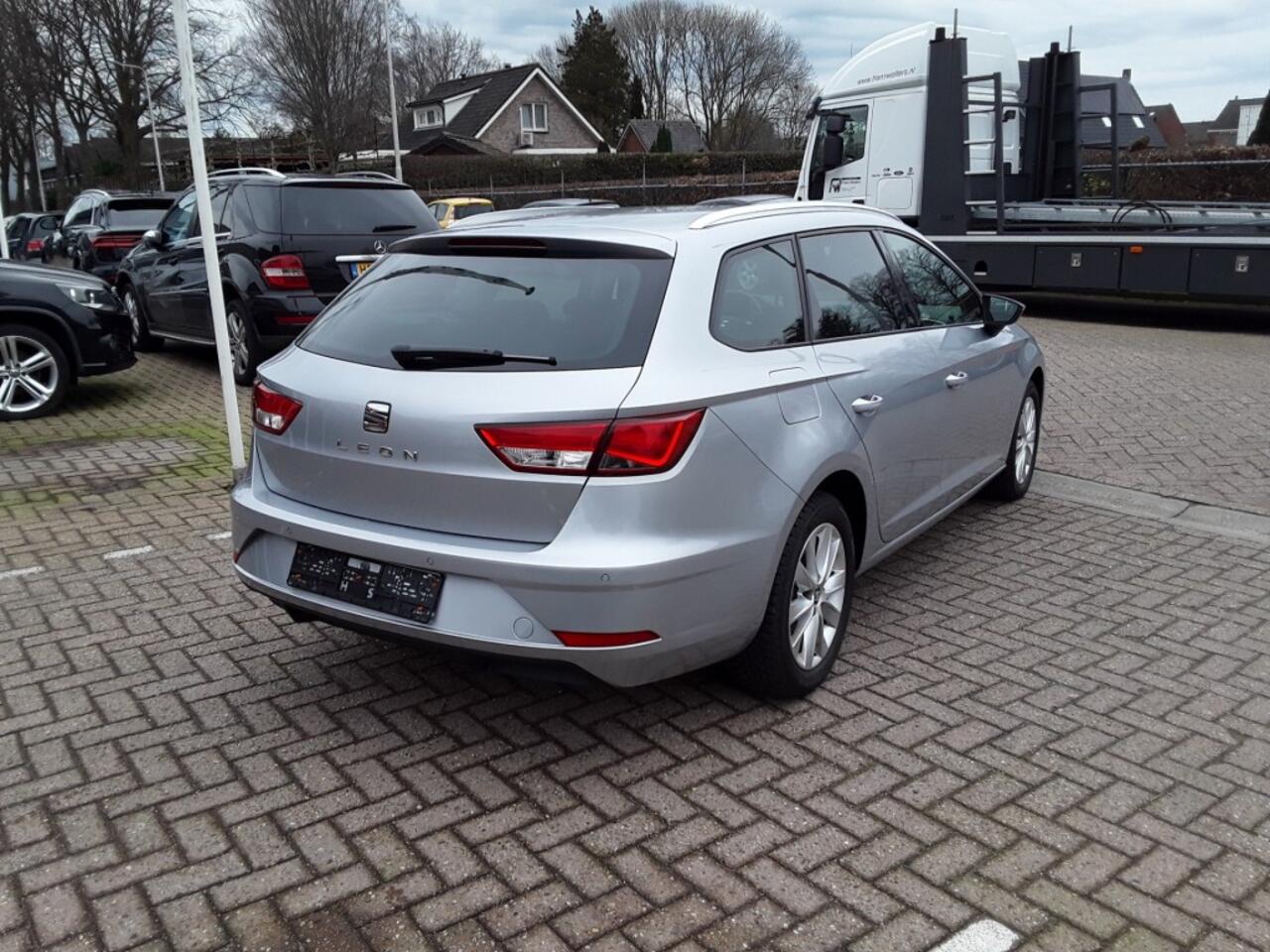 Seat LEON ST 1.5 TSI 131PK STYLE / NAVI / PDC / C.C.