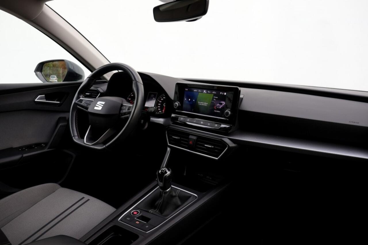 Seat LEON Sportstourer 1.5 TSI Style - 131 pk **Full Link / PDC / Cruise