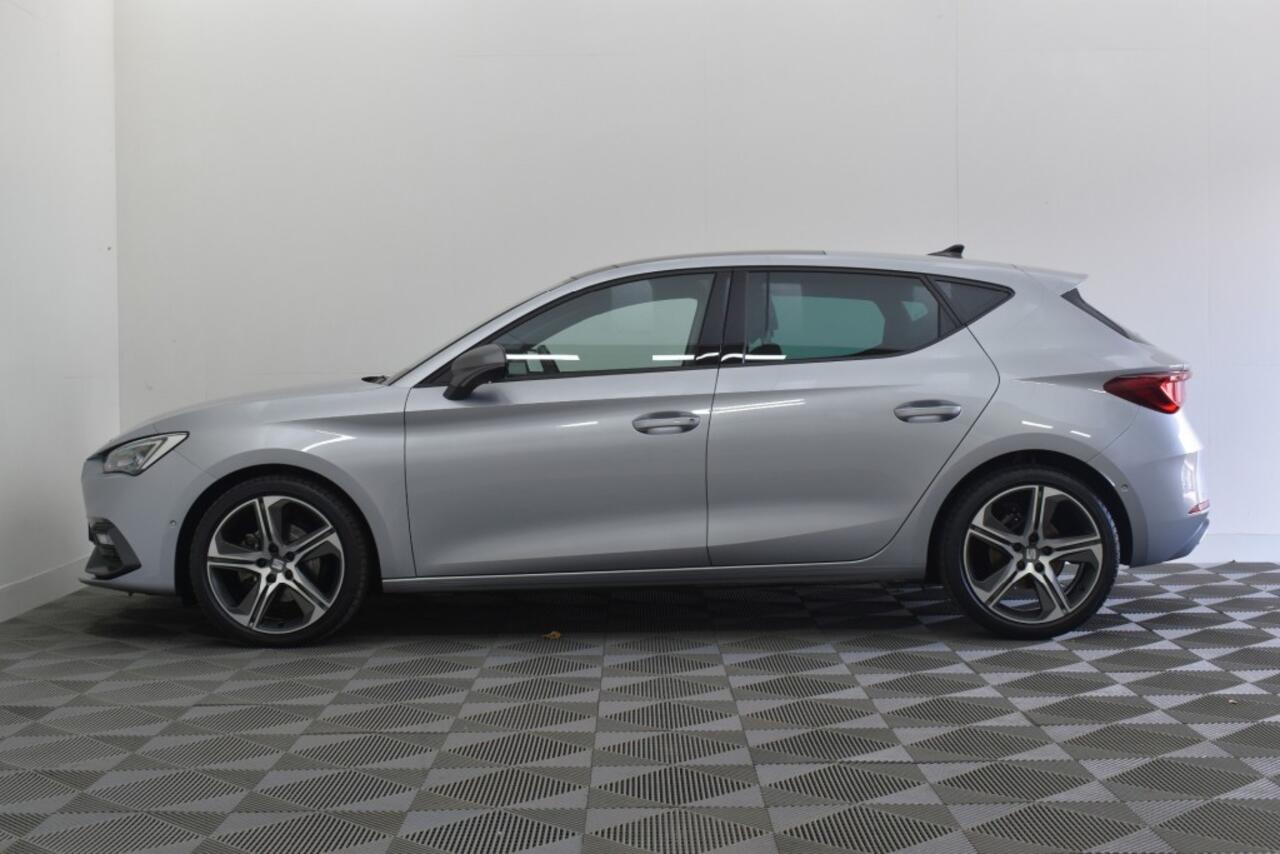 Seat LEON 1.0 eTSI 110PK FR Business Intense Automaat