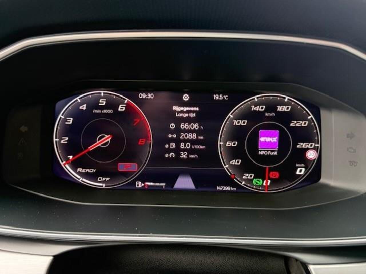 Seat LEON SPORTSTOURER 1.5 eTSI 150PK FR LAUNCH EDITION/LED/NAV/HLEER/ACARPLAY