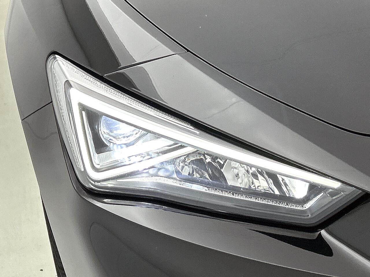 Seat LEON Sportstourer 1.0 eTSI 110pk FR Business DSG / App connect / Cruise contol / Navigatie