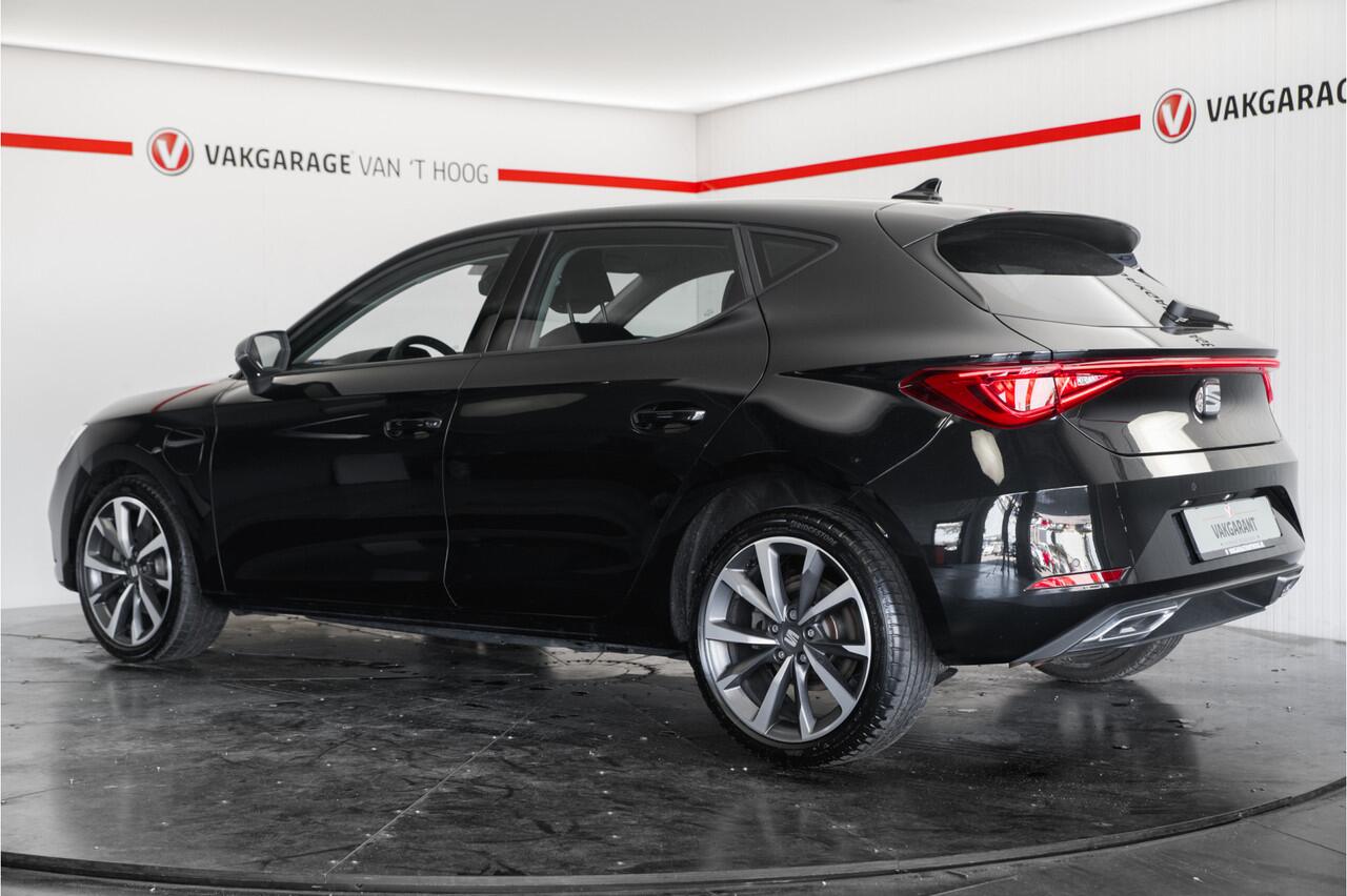 Seat LEON 1.4 TSI eHybrid PHEV FR Business Intense ACC Sfeerverlichting Leder/Alcantara