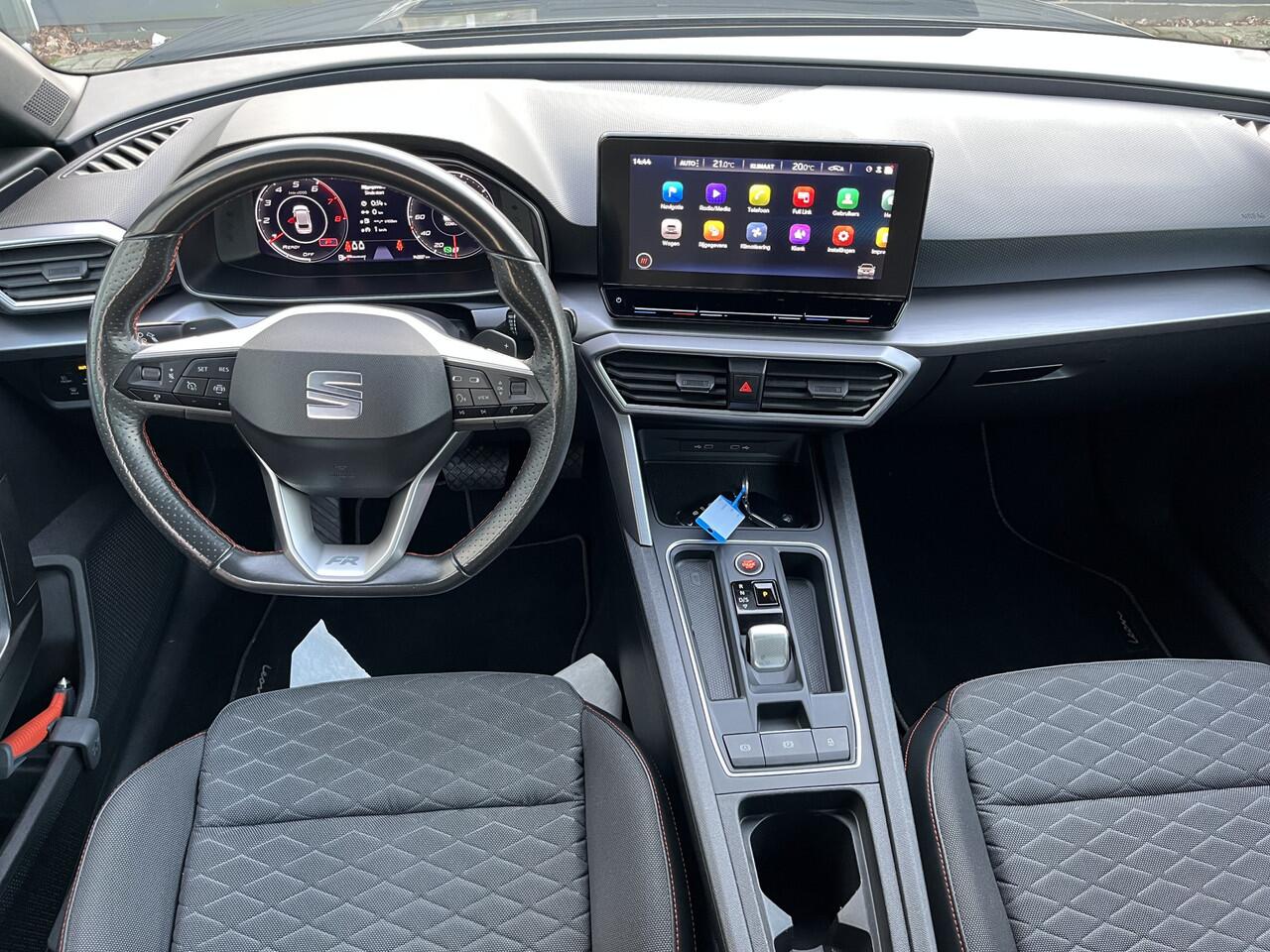 Seat LEON Sportstourer 1.5 eTSI FR Launch Edition/ Automaat / Virtual / Led / Lmv / Clima